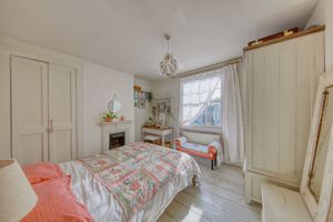 Bedroom- click for photo gallery